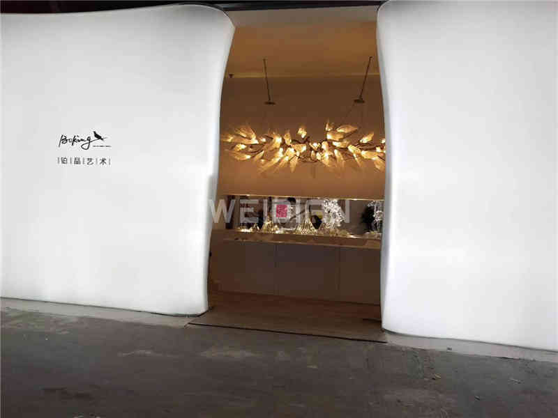 廣州展臺(tái)設(shè)計(jì)公司搭建鉑晶藝術(shù)上海國(guó)際尚品家居及室內(nèi)裝飾廣州展覽會(huì)展臺(tái)搭建